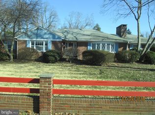 2207 Naamans Creek Rd, Upper Chichester, PA 19061