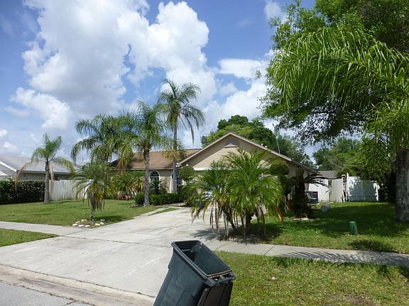4th image of 10409 Bridlewood Ave