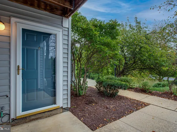 8750 Grasmere Ct Unit 8750, Fort Washington, MD 20744
