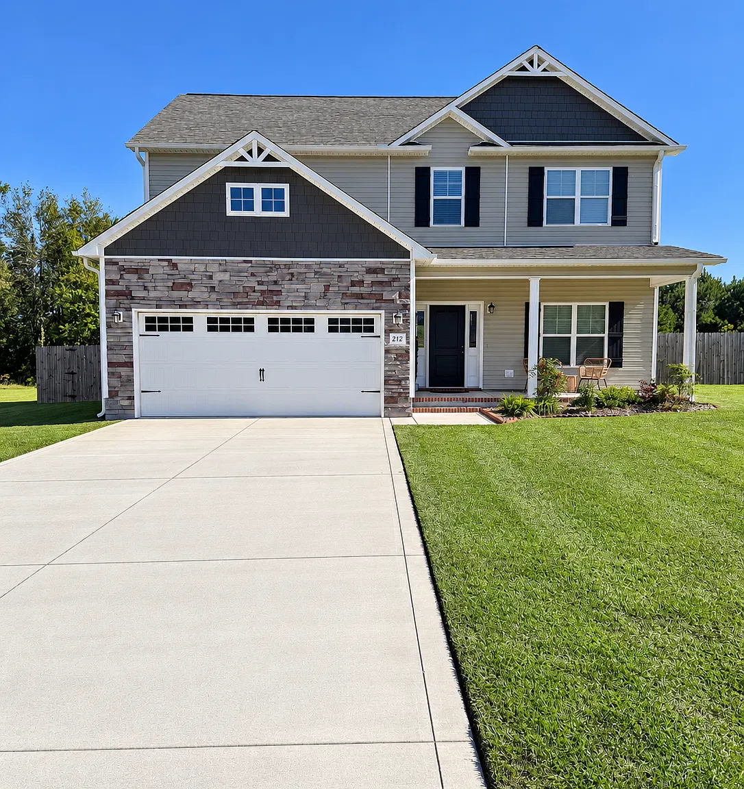 3 bed, 2.5 bath, 2203 sqft, $2,300 — Photo 1