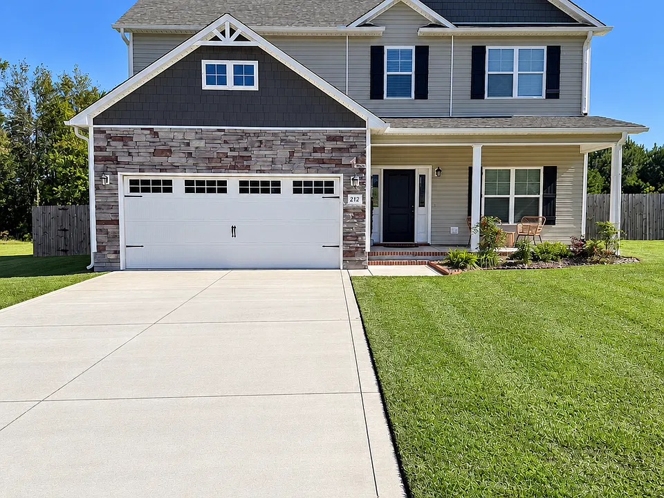 212 Purple Martin Dr