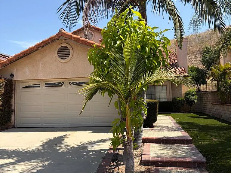 6234 Sunny Meadow Ln — Photo 2