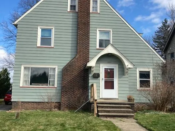 3233 Dellwood Rd, Cleveland Heights, OH 44118