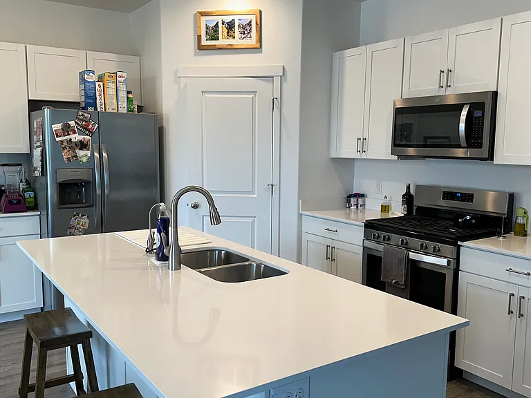 3883 W Cold Pond Ave — Photo 6