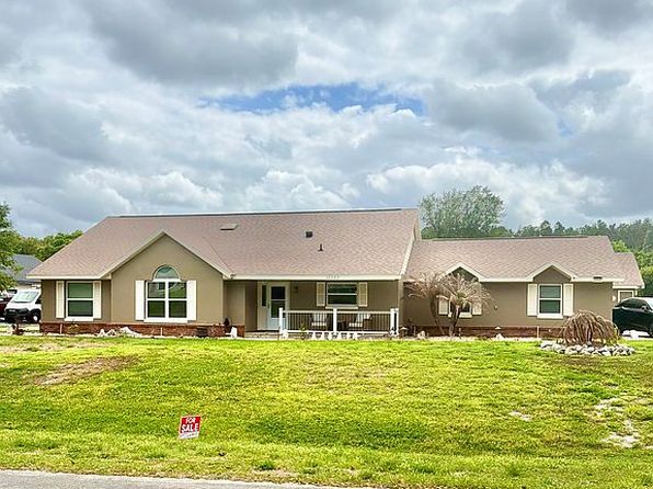 10502 Lakehill Dr