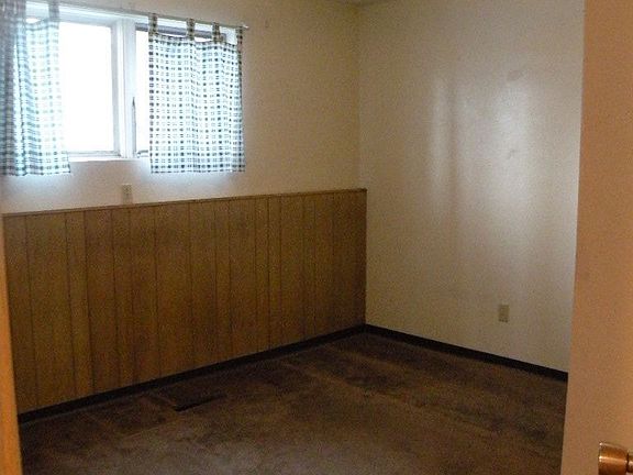5th image of 1605 Madeline Ave