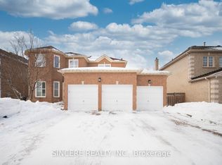 30 Eyer Dr, Markham, ON L6C1T8