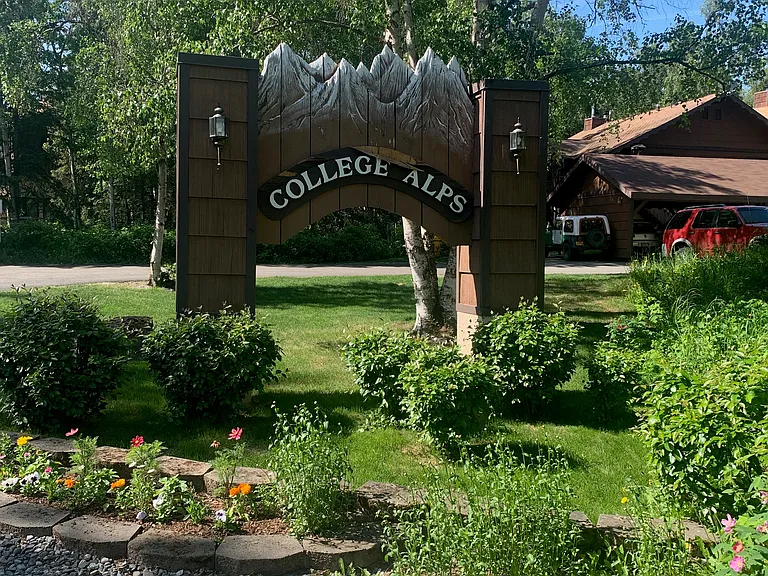 Entry to complex