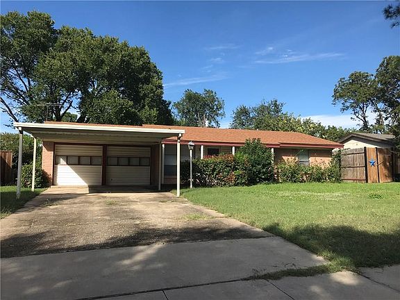 2nd image of 1819 Tartan Dr