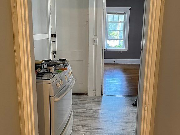 2nd image of 291 Highland Ave #B