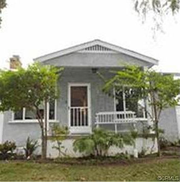 1st image of 1015 Acacia Ave