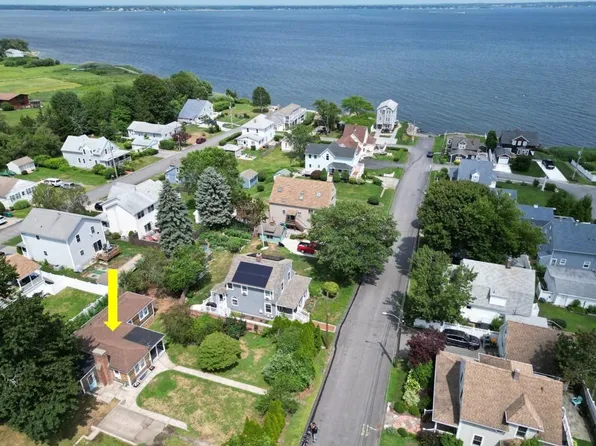 51 Priscilla Ave, Warwick, RI 02889
