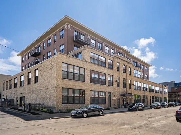 1924 N Hubbard St APT 101, Milwaukee, WI 53212