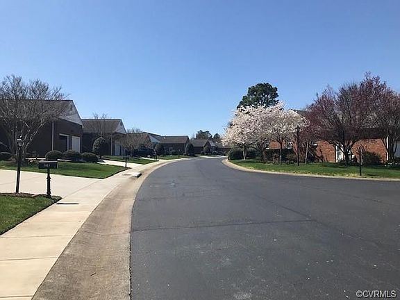 3rd image of 5809 Lakemere Dr