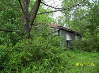 317 N River St NW, Calhoun, GA 30701