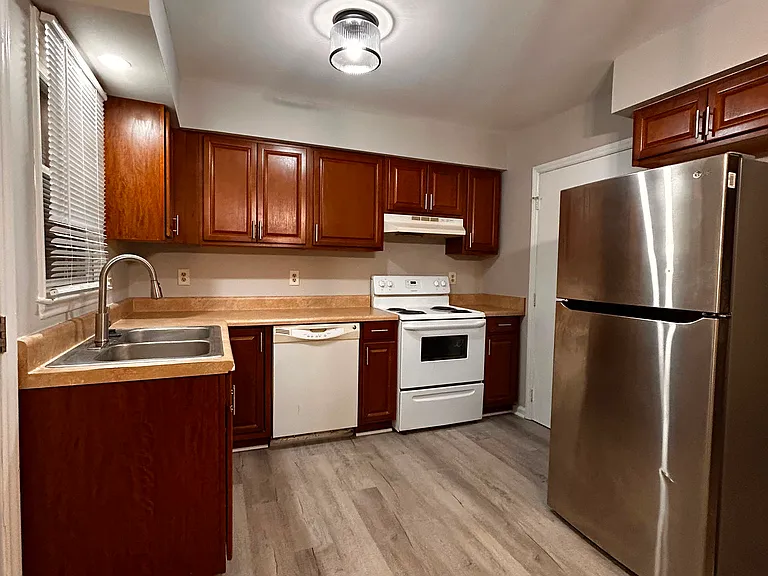 5320 Wayne St #B — Photo 4