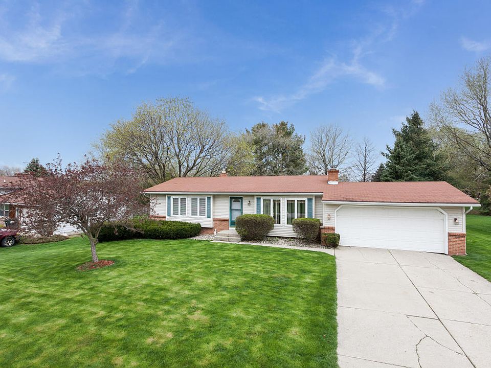 1st image of 2975 Winesap Dr NE