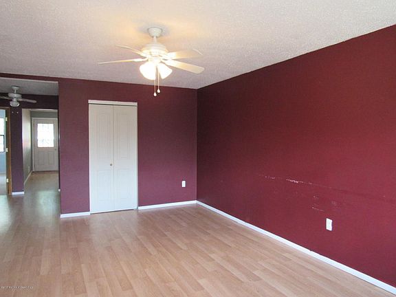 2nd image of 770 Jenny Ct