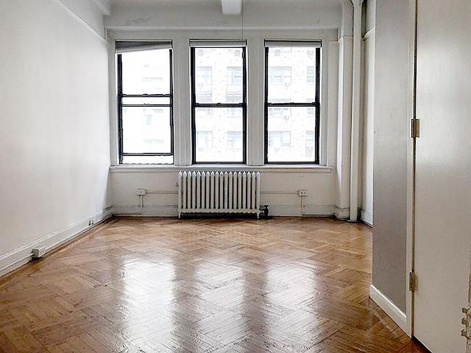 1st image of 42 W 72nd St APT 3A