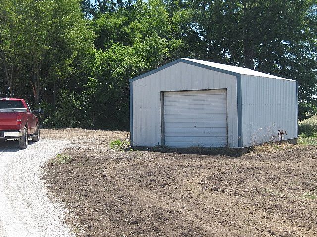 2nd image of 7453 N 700th St