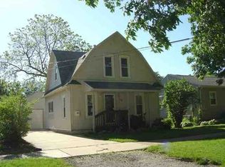 624 Magnolia Pkwy, Waterloo, IA 50701