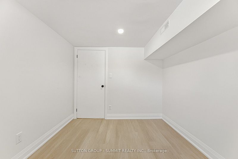 Toronto House for rent - 3 Bedrooms — photo 28