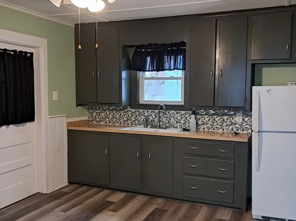 675 Main St #2, Southbridge, MA 01550