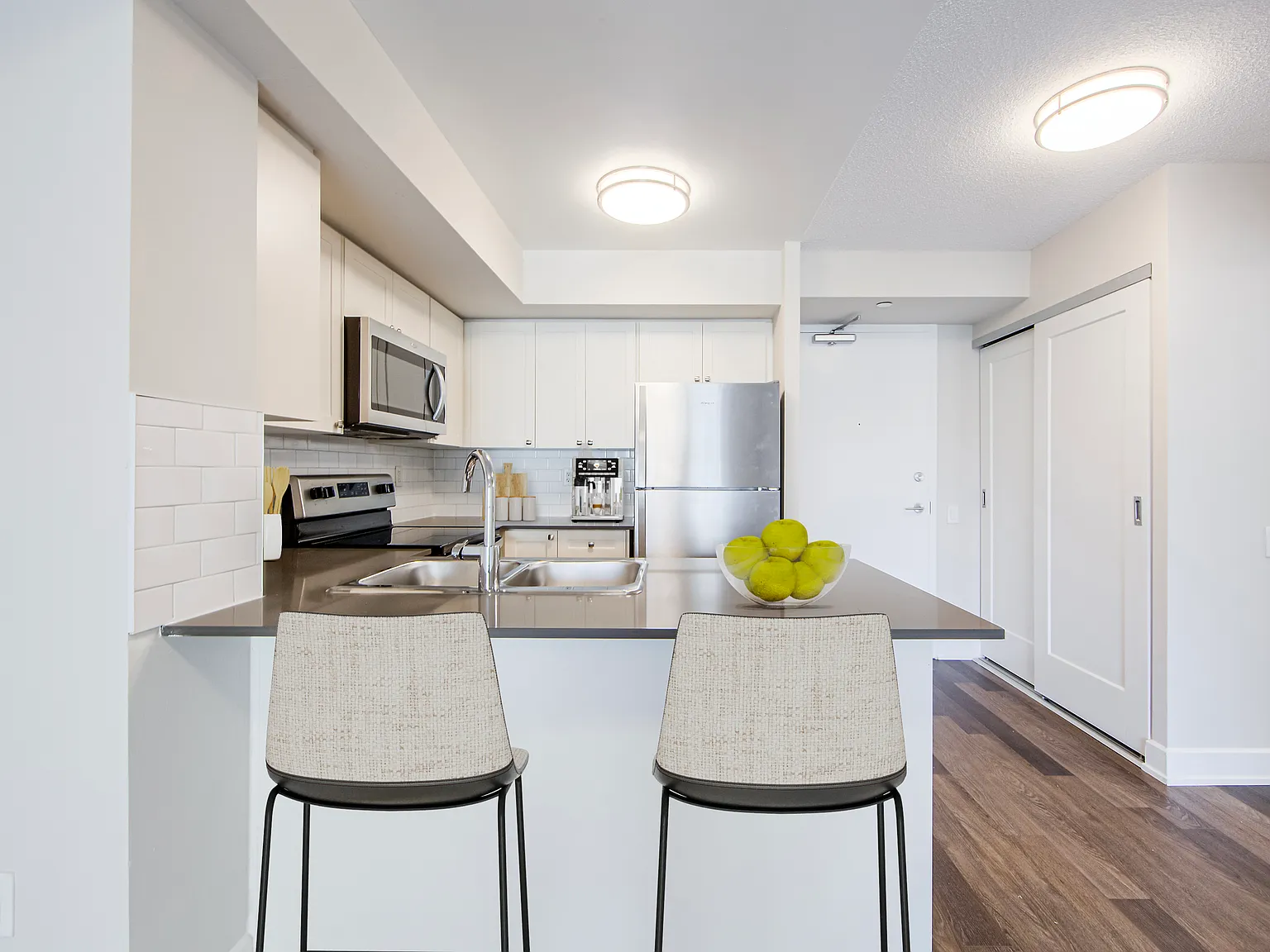 Forest Suites — Photo 2