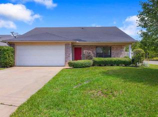 1231 Meadowview Dr, Longview, TX 75604