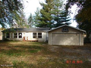 174 Calkins Rd, Coldwater, MI 49036