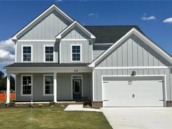 279 McCormick Dr, Suffolk, VA 23434