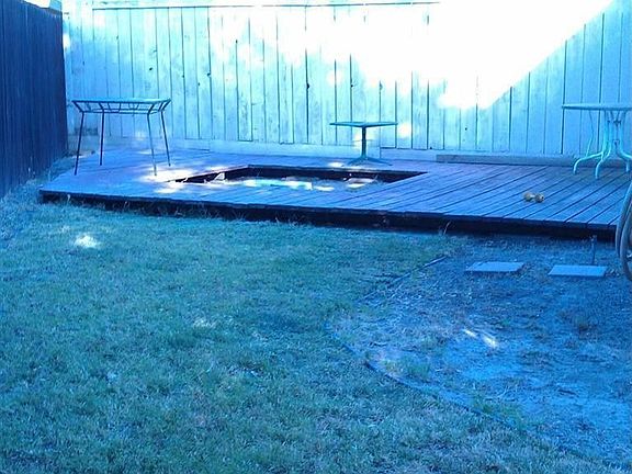 4th image of 6089 Carolina Cir