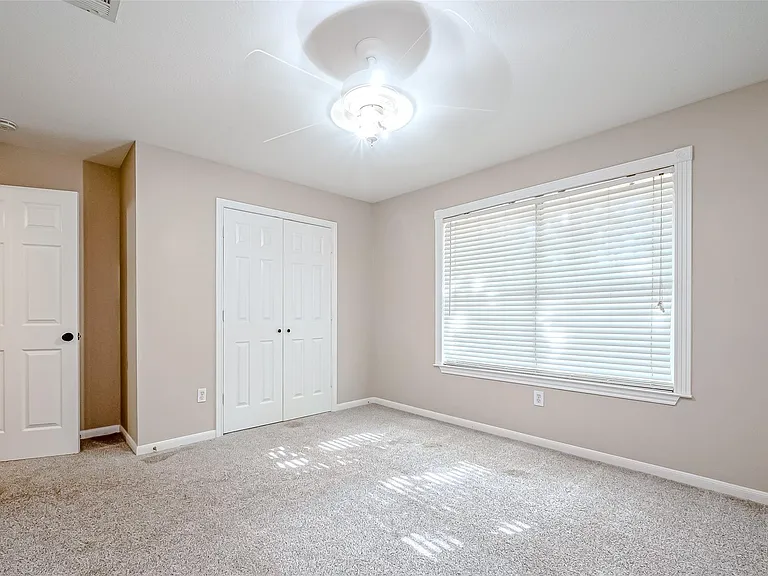 7135 Woodland Oaks — Photo 23