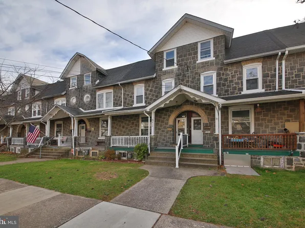 416 Juniper St, Quakertown, PA 18951