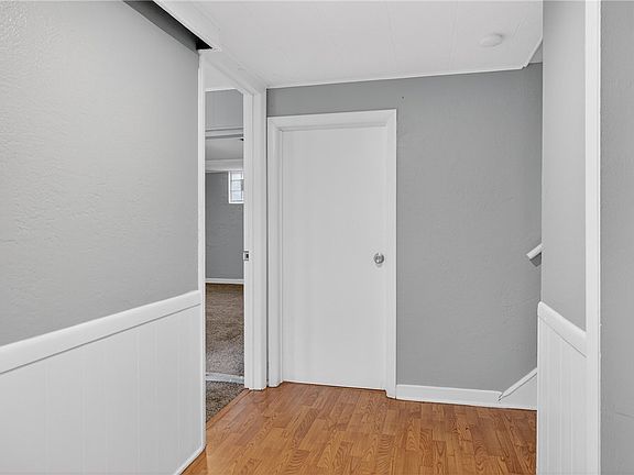 5th image of 5217 Broadlea Rd