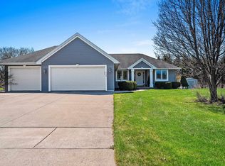 2190 Daly Dr, Green Bay, WI 54311