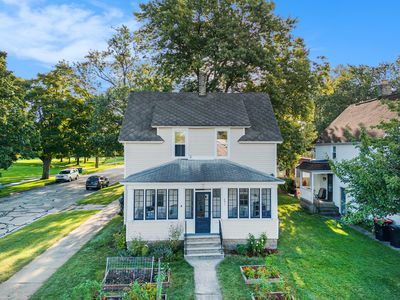 481 College Ave, Holland, MI, 49423