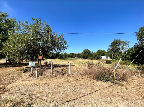 205 N Aspen St, Bruceville, TX 76630