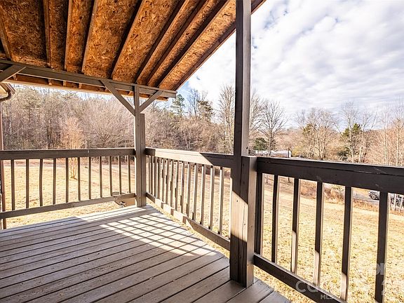 5th image of 1305 Thunder Run Rd