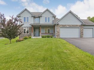 16667 Innsbrook Dr, Lakeville, MN 55044