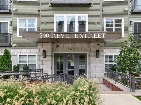200 Revere St Unit 4211, Canton, MA 02021