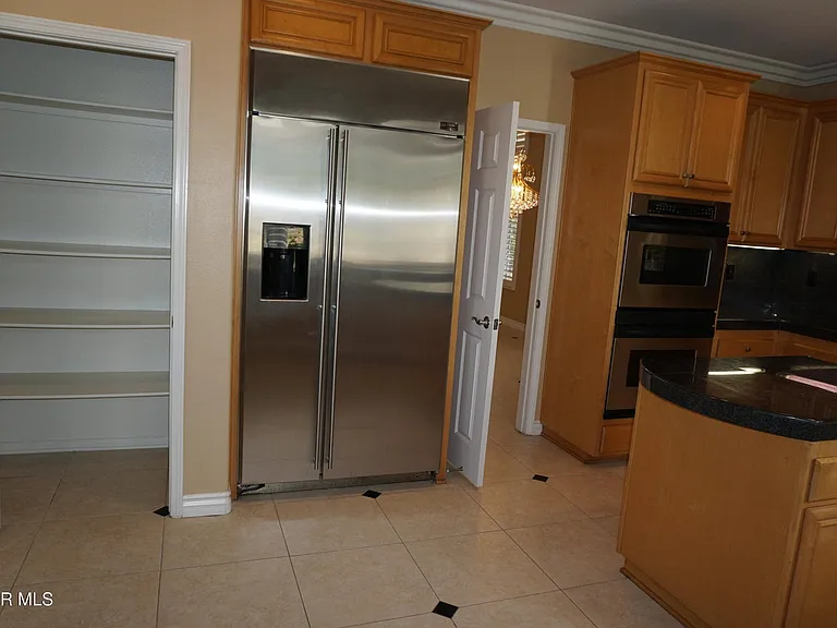 2033 Yellowthroat Pl — Photo 8