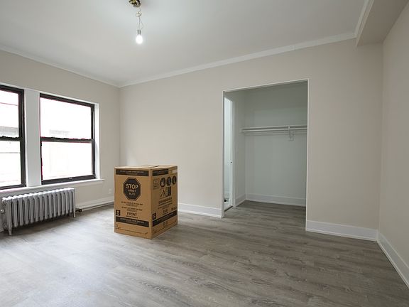 5th image of 5417 N Kenmore Ave #D405