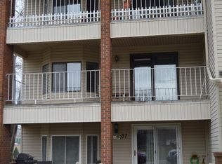 41 Lakeshore Ct, Council Bluffs, IA 51501