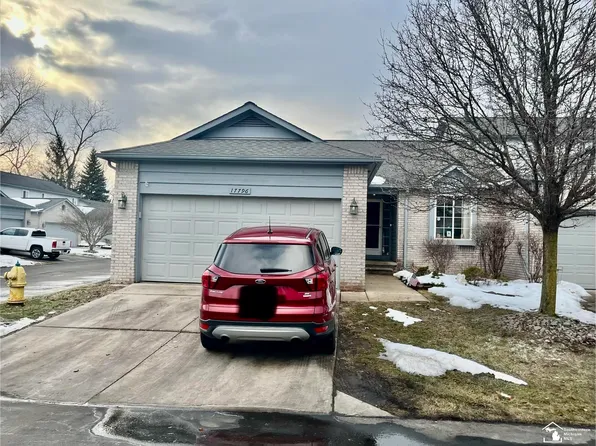 17796 Bobwhite Ct, Riverview, MI 48193