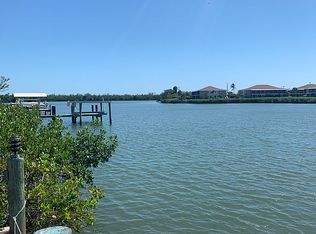414 Panay Ave, Naples, FL 34113