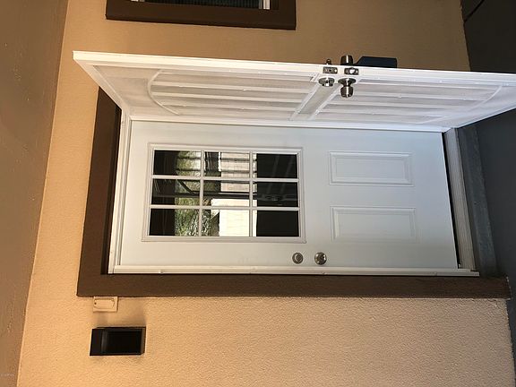 5th image of 9033 E Vine Ave