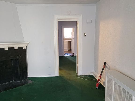 3rd image of 6626 N 17th St Floor 1