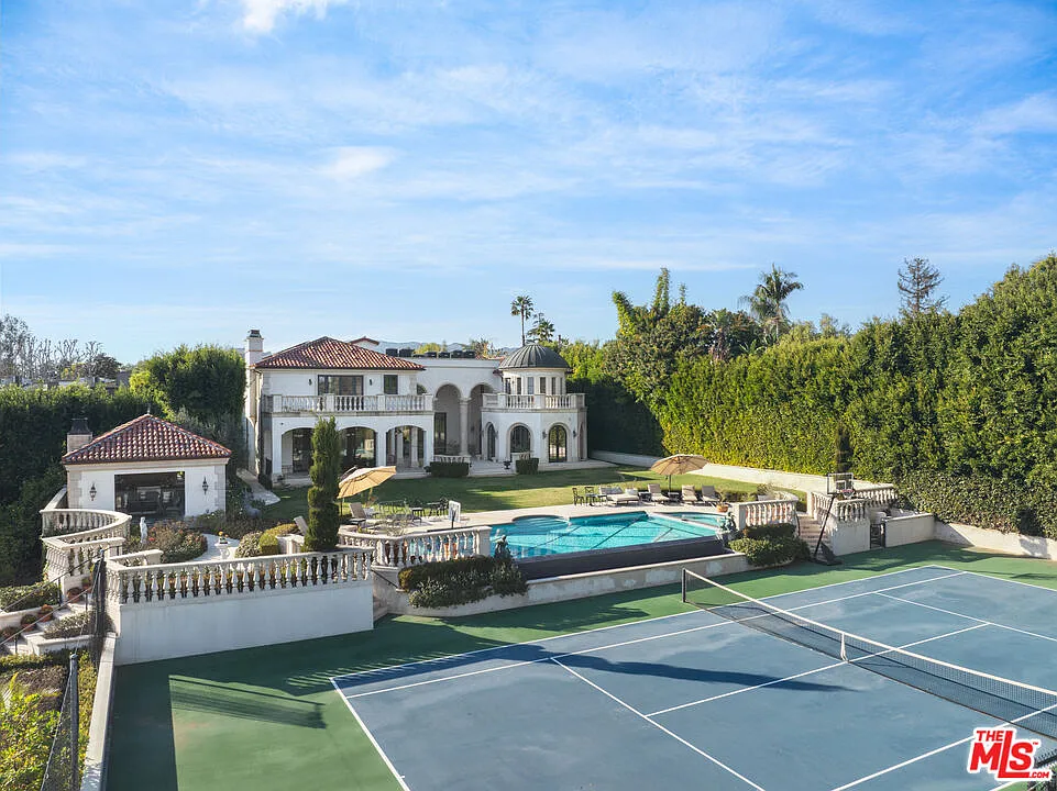 6 bed, 9.0 bath, 13378 sqft, $150,000 — Photo 2