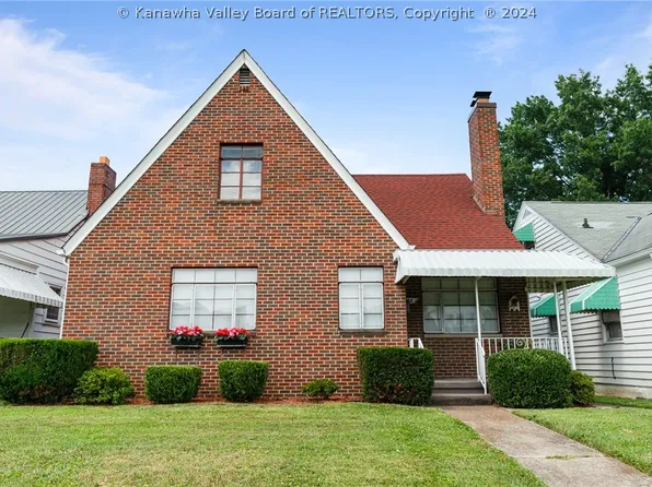 2626 4th Ave, Huntington, WV 25702